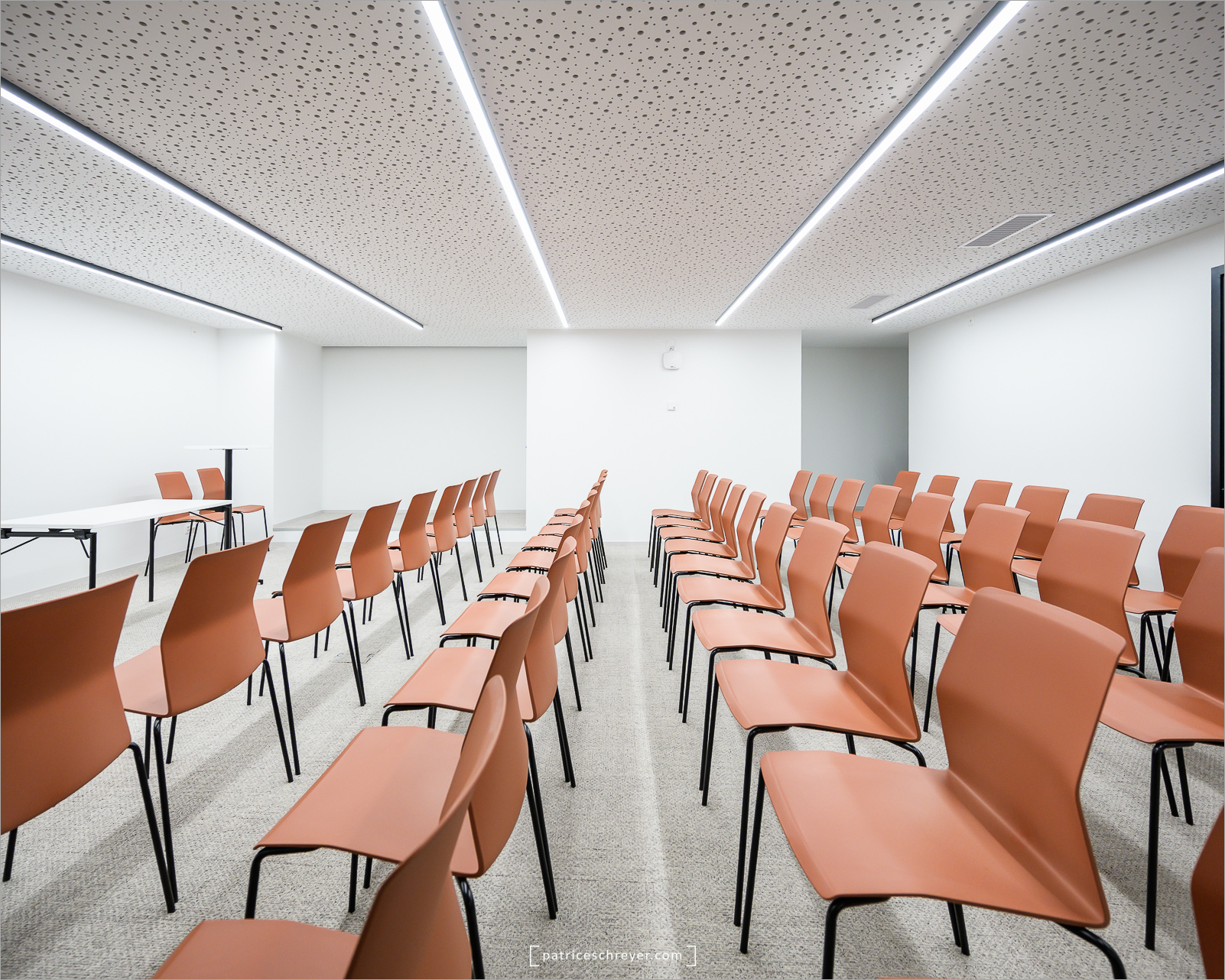Conference room at Coffice